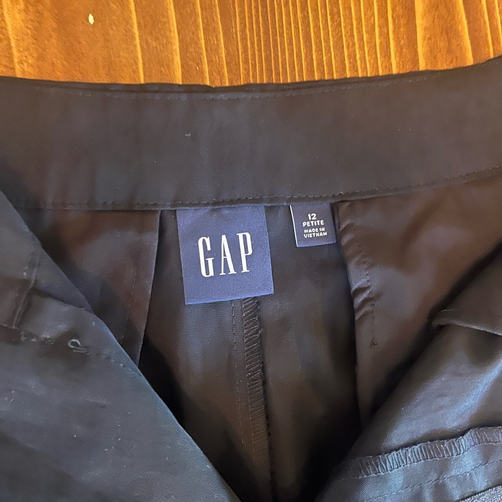 GAP womens petite high rise work pants. True black - Picture 3 of 4